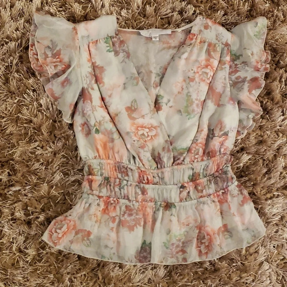 GUESS silk blouse size XS NWOT - Picture 1 of 5
